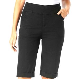 Flex-Fit Pull-On Bermuda ShortSize 30w